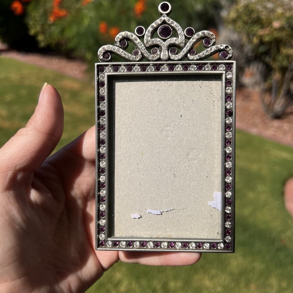 Vintage Elsa L 1999 Ornate Clear/Purple Rhinestones Pewter? Picture Frame 5”x3”